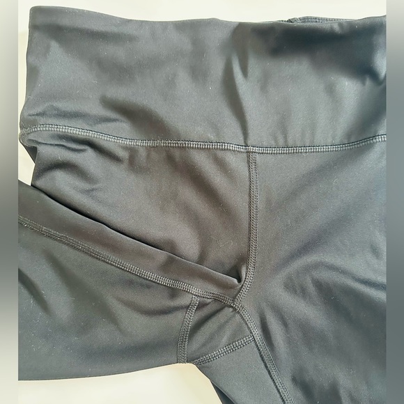 Under Armour women’s XS leggings - Picture 4 of 5